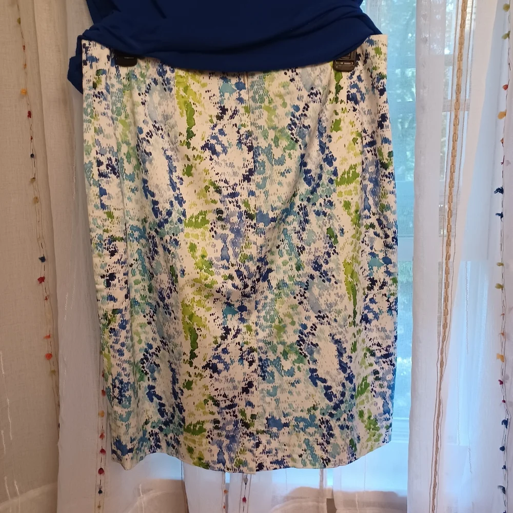 ANN TAYLOR WOMEN'S SKIRT Multi-colored Lined Skirt Size 10 SKIRT ONLY!